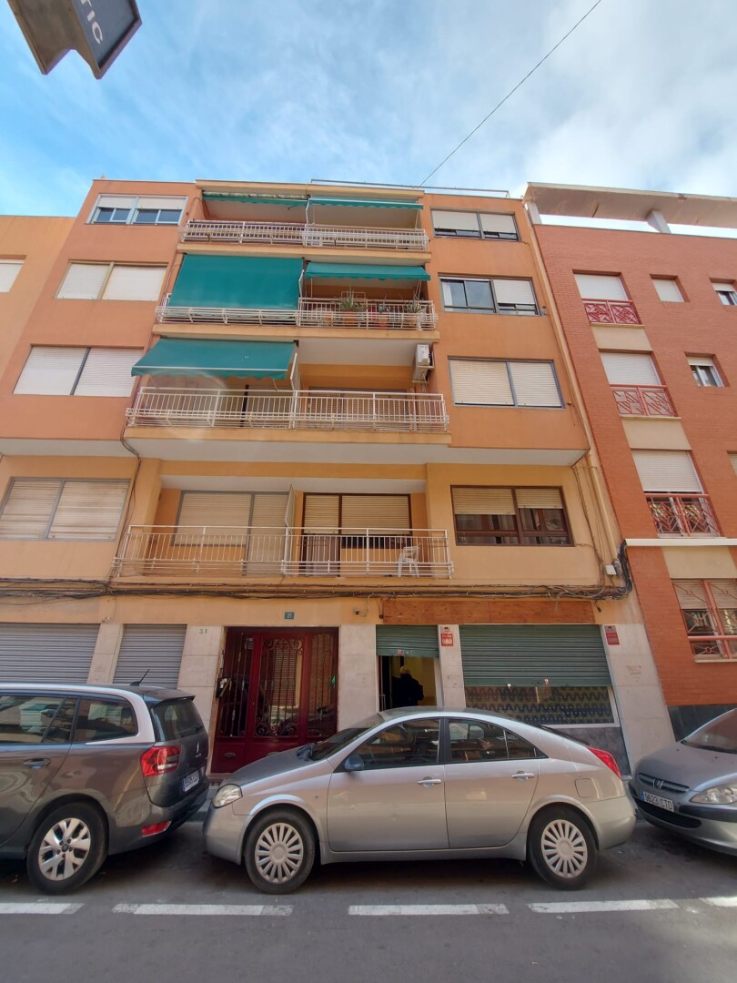 Commercial property in Plà del Bon Repos, Alicante